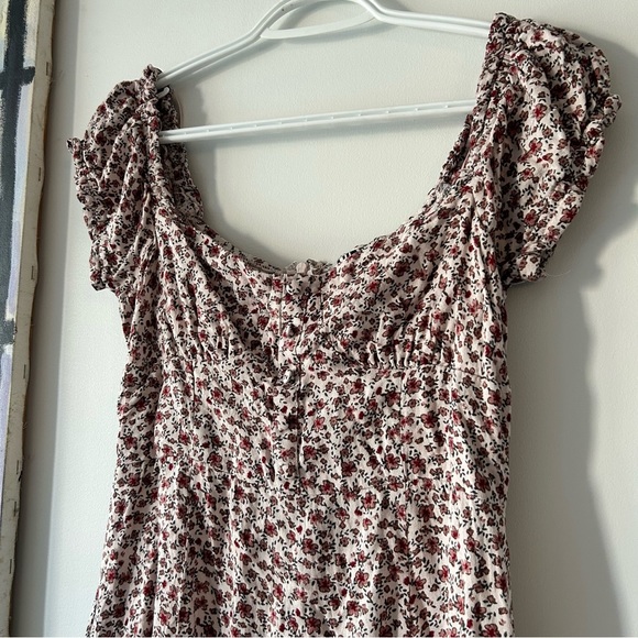 Floral mini dress - Picture 2 of 5